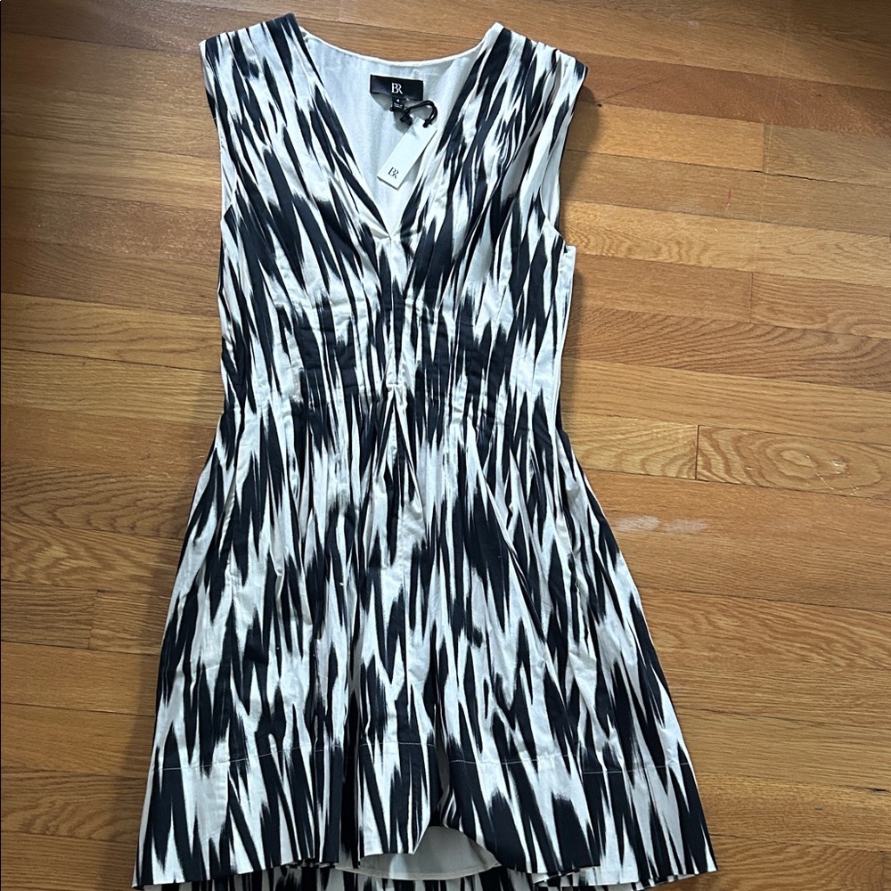 NWT Banana Republic Black and White Dress